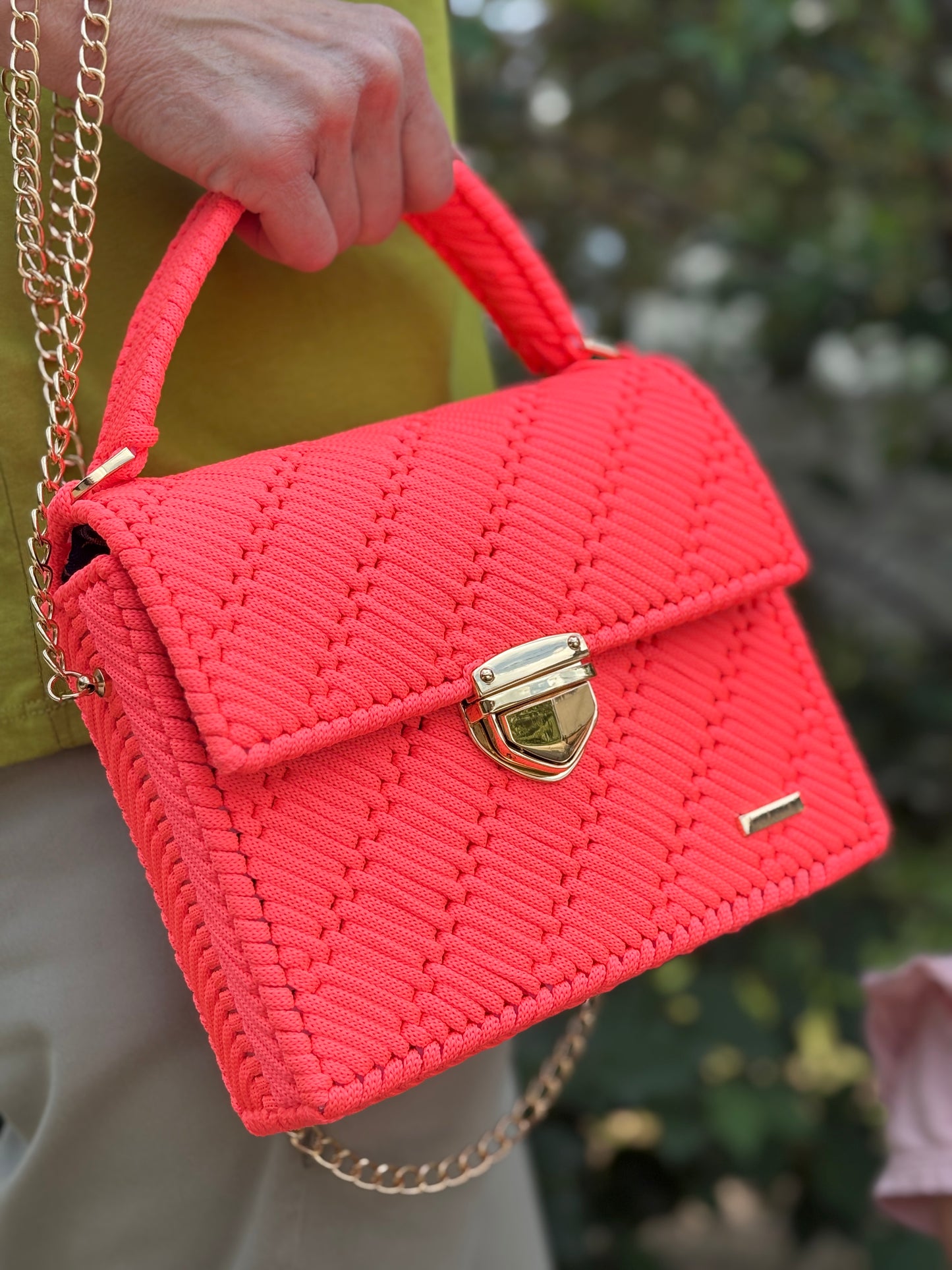 Neon pink
