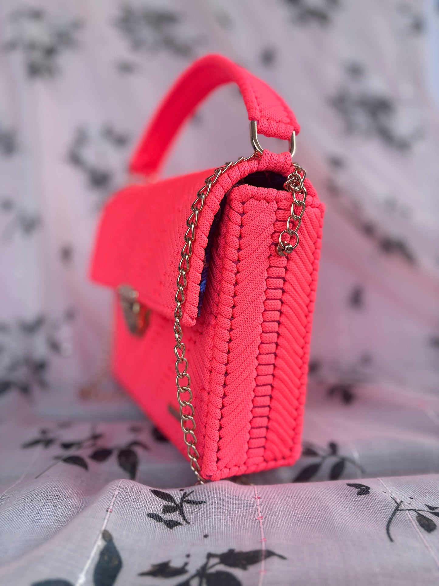 Neon pink