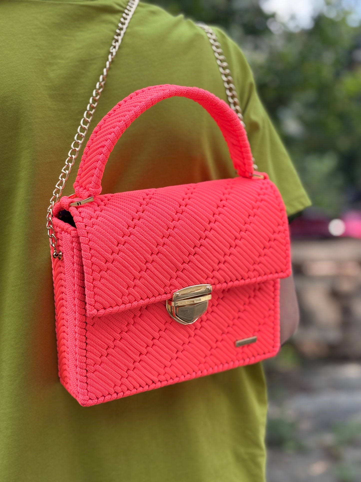 Neon pink
